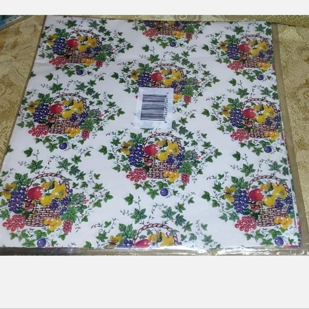 VINTAGE The Gift Wrap Company Of America Happy Birthday Wrapping Child Bears NEW